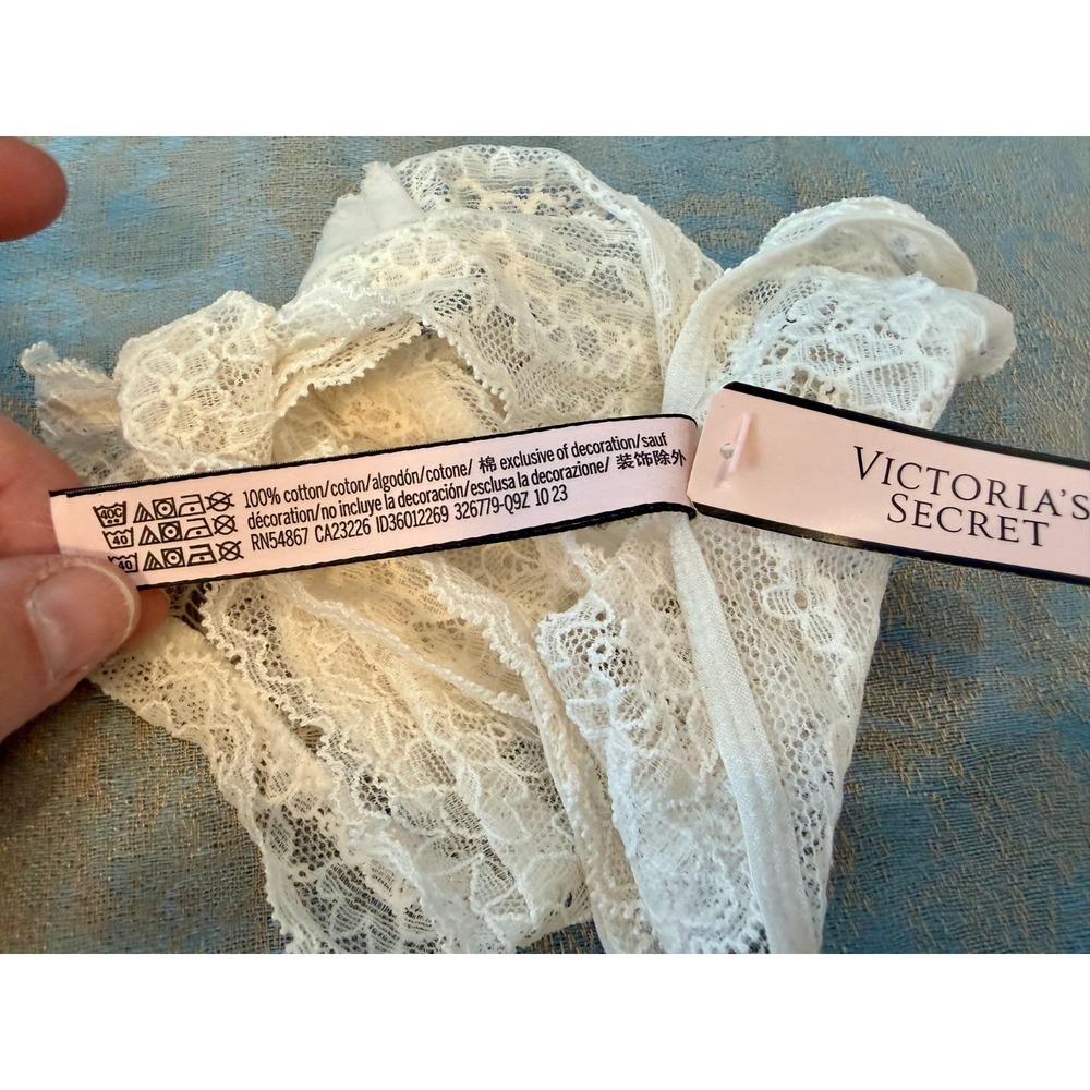 Victoria's Secret Dream Angels Lace Thong Ivory White Floral String Panty Large - Picture 4 of 4